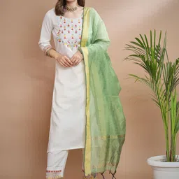 VredeVogel Women Ethnic Motifs Embroidered Regular Thread Work Kurta with Trousers & With Dupatta-picture-13