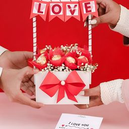 Giftcarnation White & Red Ferrero Rocher Bouquet-image-41