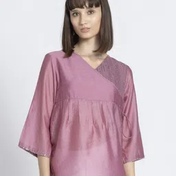 SHAYE Women Sequinned Three-Quarter Sleeves V-Neck Ethnic Top-image-19