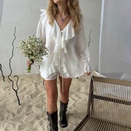 LULU & SKY V-Neck Top WIth Shorts Co-Ords-picture-15