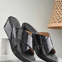 Zebba Women Embellished Regular Wedge Mules-39