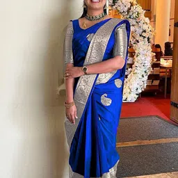 VILLE FASHION Ethnic Motifs Woven Design Zari Art Silk Kanjeevaram Saree-picture-27