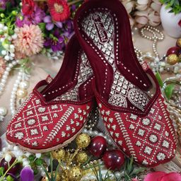 Fulkari Women Embellished Mojaris-image-89