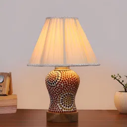 Aura Off White & Red Textured Glass Frustum Shaped Table Lamp-1