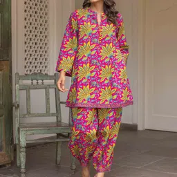 TARA-C-TARA Women Floral Printed Panelled Pure Cotton Kurta with Palazzos-picture-48
