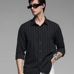 Jack & Jones Men Spread Collar Vertical Striped Cotton Slim Fit Casual Shirt-picture-49
