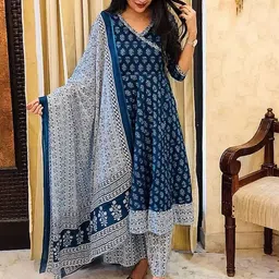 THE FAB FACTORY Women Floral Printed Regular Kurta with Trousers & Dupatta-picture-18