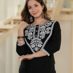 BKApparels Women Checked Thread Work Kurta-picture-7