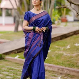 Sitanjali Woven Design Zari Silk Blend Kanjeevaram Saree-picture-18