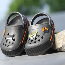 ABROS Unisex Kids Grey & Orange Printed Rubber Clogs-image-12