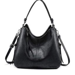 Provogue Women Solid Half Moon Tasselled Hobo Bag-picture-11