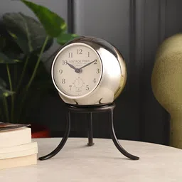 Decor de Maison Silver-Toned Table Clock-image-94