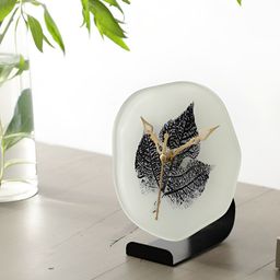 Decor de Maison Black & White Contemporary Analogue Table Clock-13