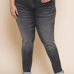 Kiaahvi by JOHN PRIDE Women Plus Size Heavy Fade Mid-Rise Stretchable Jeans-image-30