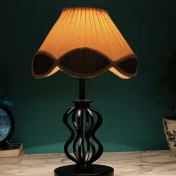Devansh Black & Beige Iron Frustum Table Lamp With Iron Black Base-8