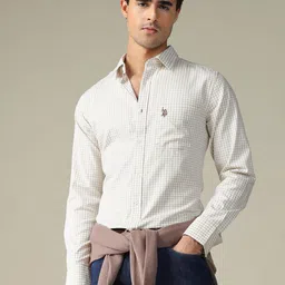 U.S. Polo Assn. Checked Spread Collar Pure Cotton Tailored Fit Shirt-picture-33