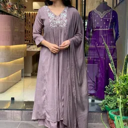 THE52 Women Floral Embroidered Kurta with Palazzo & Dupatta-picture-33