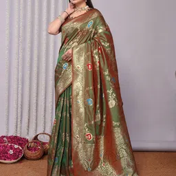 DIVASTRI Floral Zari Pure Silk Kanjeevaram Saree-image-96