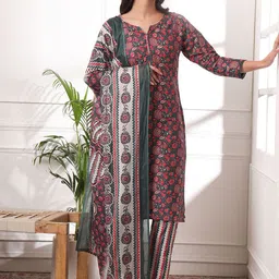 Virah Fashion Women Floral Printed Regular Pure Cotton Kurta with Trousers & With Dupatta-picture-54