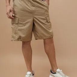 Fame Forever by Lifestyle Men Solid Regular Fit Mid-Rise Knee Length Cargo Shorts-picture-32