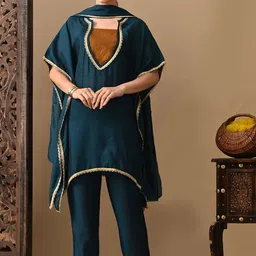 Sangria Sweetheart Neck Short Sleeves Kaftan Kurta & Trousers WithDupatta-image-76