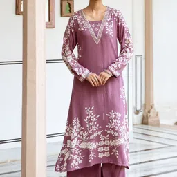 Anouk Floral Printed Regular V-Neck Straight Kurta With Palazzos-24