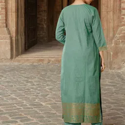 SANISA Women Regular Thread Work Kurta with Trousers & With Dupatta image 4