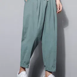 StyleCast x Revolte Men Relaxed Fit Mid-Rise Easy Wash Trousers-image-95