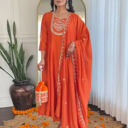 CHANDALIYO Floral Embroidered Sequinned Work A-Line Kurta With Trousers & Dupatta-picture-8