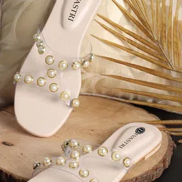 DIVASTRI Women Open Toe Flats-30