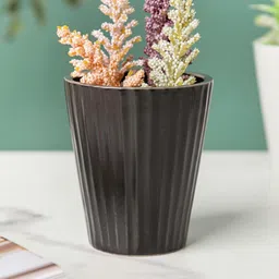 Nestasia Ribbed Ceramic Planter-26