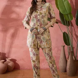 Sangria Digital Botanical PrintedThree Quarter Sleeve Tunic & Trouser Co-Ords-image-30