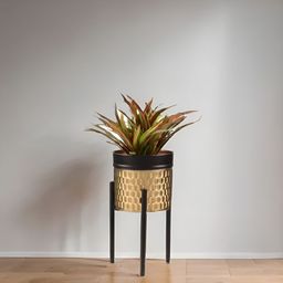 Royaloak Black Diamond Punch Small Table Planter-image-21