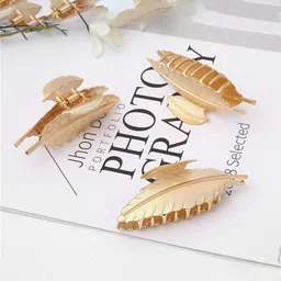 Krelin Women Gold-Toned Set of 3 Claw Clip-image-11