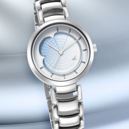 Fastrack Women Brass Mother of Pearl Dial & Stainless Steel Bracelet Style Straps Analogue Watch 6277SM01-image-27