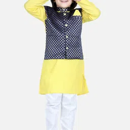 BownBee Boys Regular Pure Cotton Kurta with Pyjamas-picture-7