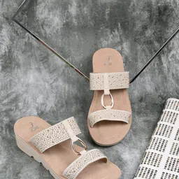 Jove Women Embellished Open Toe Flats-image-24