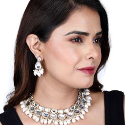 Divisha Gold-Plated Kundan-Studded & Beaded Jewellery Set-image-85