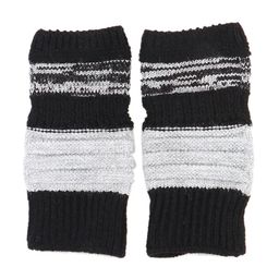 Bharatasya Kids Black Patterned Hand Gloves-image-115