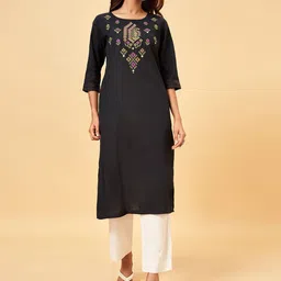 RANGMANCH BY PANTALOONS Floral Embroidered Round Neck Thread Work Kurta-57