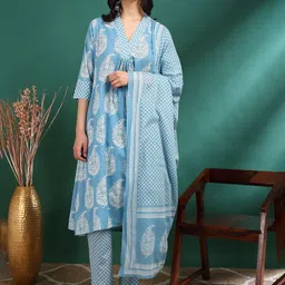 YASH GALLERY Floral Printed Cotton V-Neck A-Line Kurta With Trousers And Dupatta-image-75