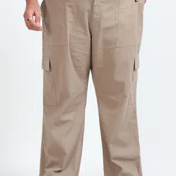 NEVER NEUD Men Relaxed Loose Fit Curve Cargos Trousers-image-52