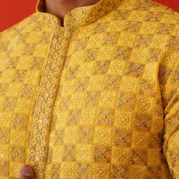 Jompers Men Embroidered Regular Sequinned Kurta with Pyjamas image 4