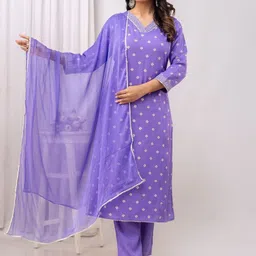 Veshviti Floral Printed Regular V Neck Straight Kurta With Trousers And Dupatta-picture-4