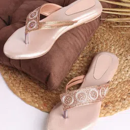 DIPYO Women Embellished ComfortHeels Sandals-picture-34
