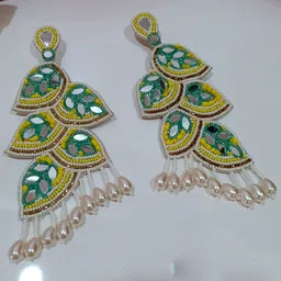 Bareilyy Contemporary Drop Earrings-34