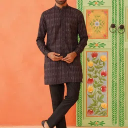 TheEthnic.Co Geometric Printed Pure Cotton Kurta with Trouser-image-93