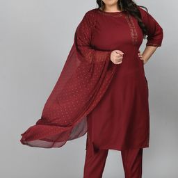 PrettyPlus by Desinoor.com Women Maroon Beads and Stones Kurta with Trousers & Dupatta-image-3