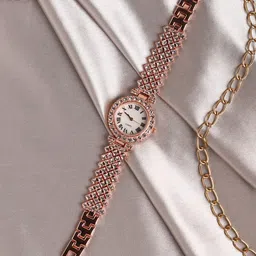 HAUTE SAUCE by  Campus Sutra Women Bracelet Style Straps Analogue Watch SS23_HSWC1095-33
