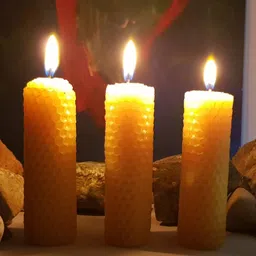 Pratha Set Of 3 Yellow Textured Handpainted Candles-23